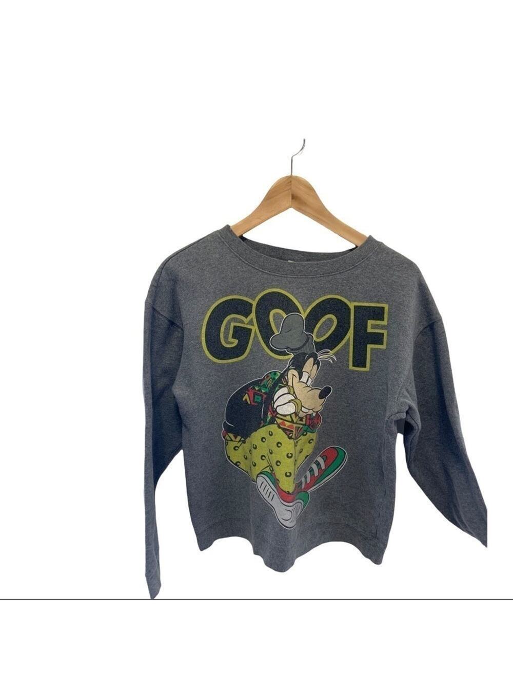 Disney goofy rasta breakdancer crewneck! Sz S